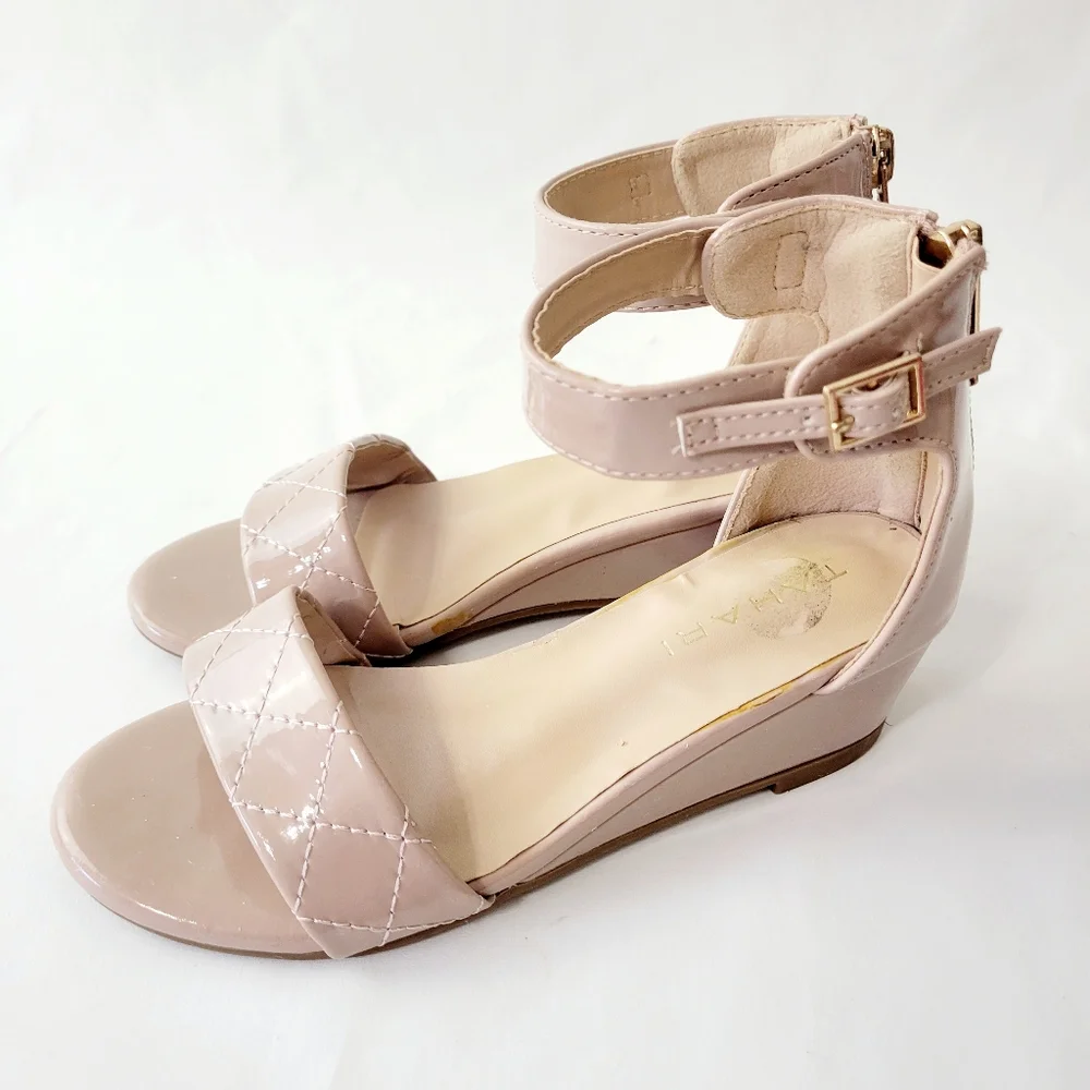 Tahari girls dress sandal